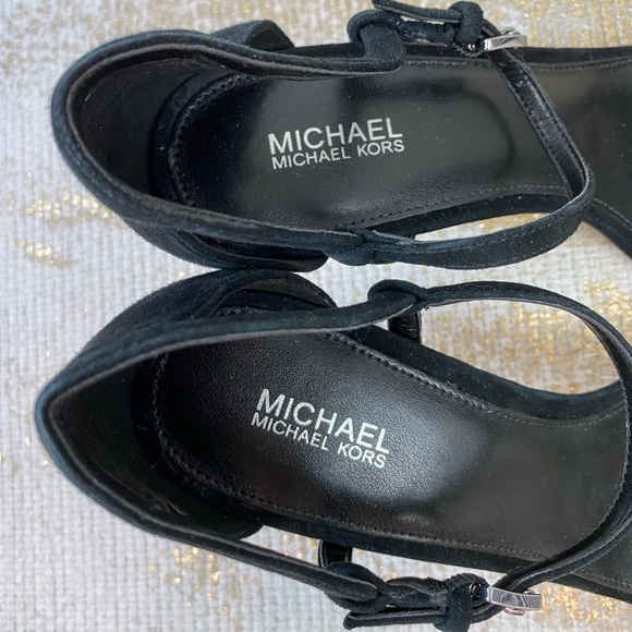 MICHAEL KORS Simone Black Suede Pearl Stud Dress Heels NWOT | Size 9 - Picture 9 of 16